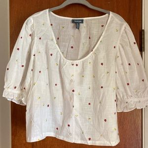 ModCloth cropped button down